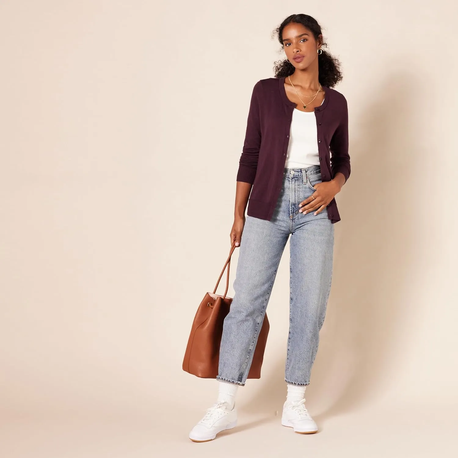 Amazon Essentials Women's Lightweight Crewneck Cardigan Sweater (Available in Plus Size)