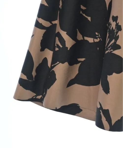 EFFE BEAMS Knee length skirts