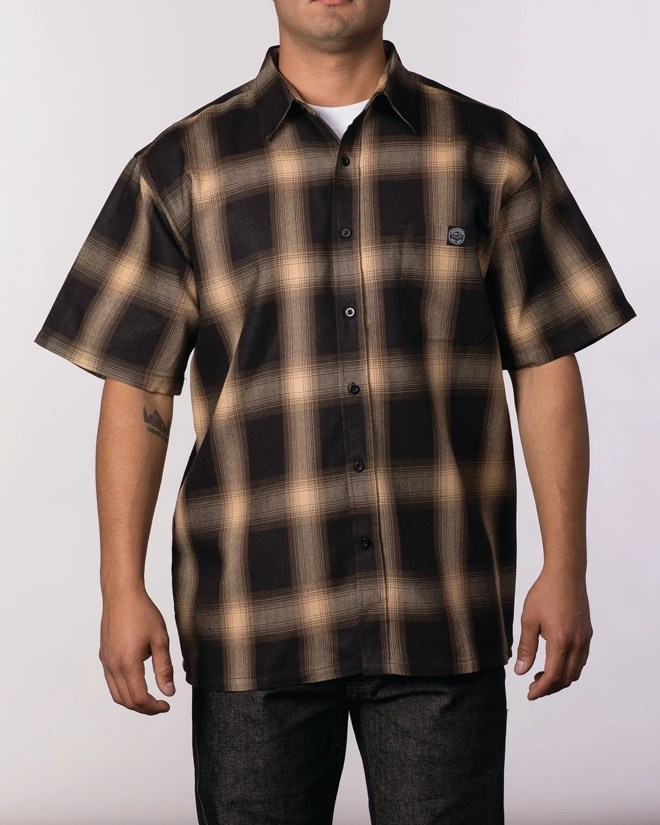 Lowrider Veterano Short Sleeve Flannel Button-Up