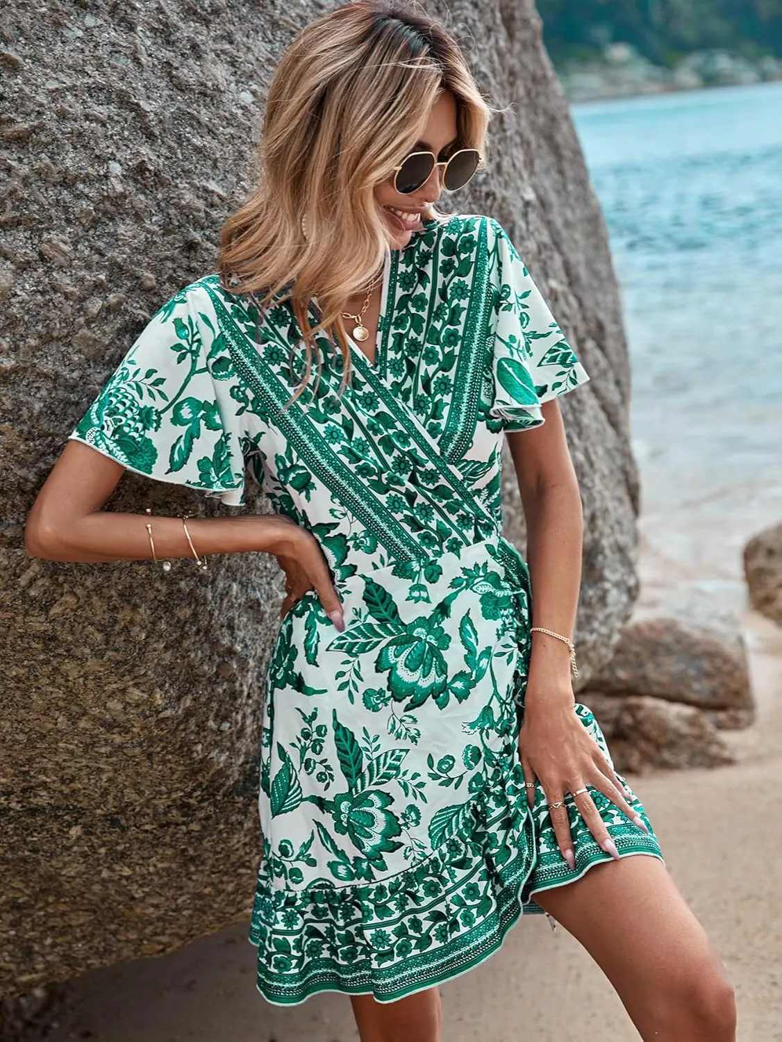 WDIRARA Women's Summer Casual Boho Floral Print Short Sleeve Wrap V Neck Ruffle Hem A Line Dress